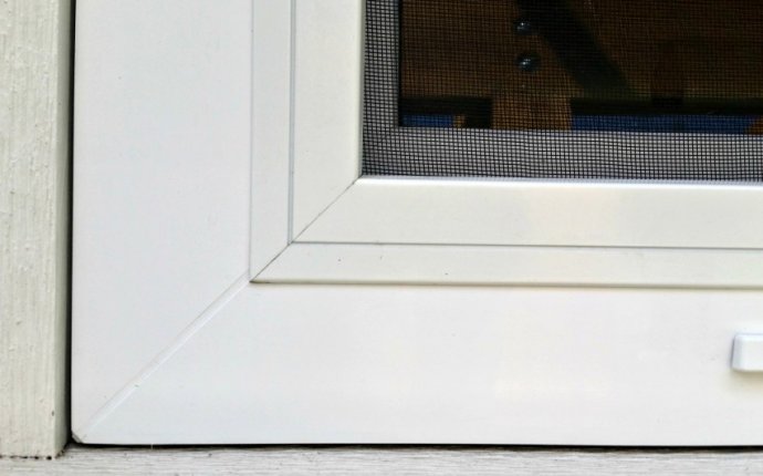 Fixed Screens for Tilt Turn Windows | Innotech Windows + Doors